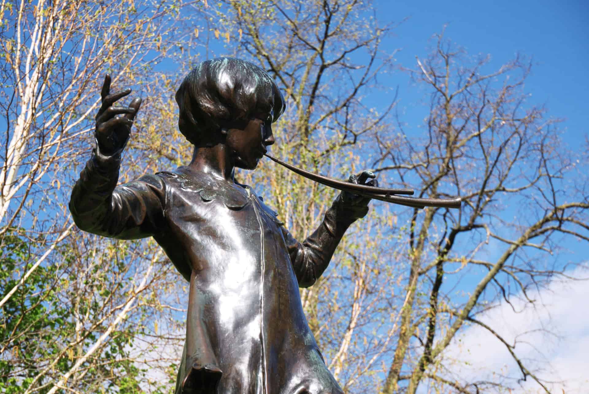 statue peter pan kensington gardens statue peter pan kensington gardens