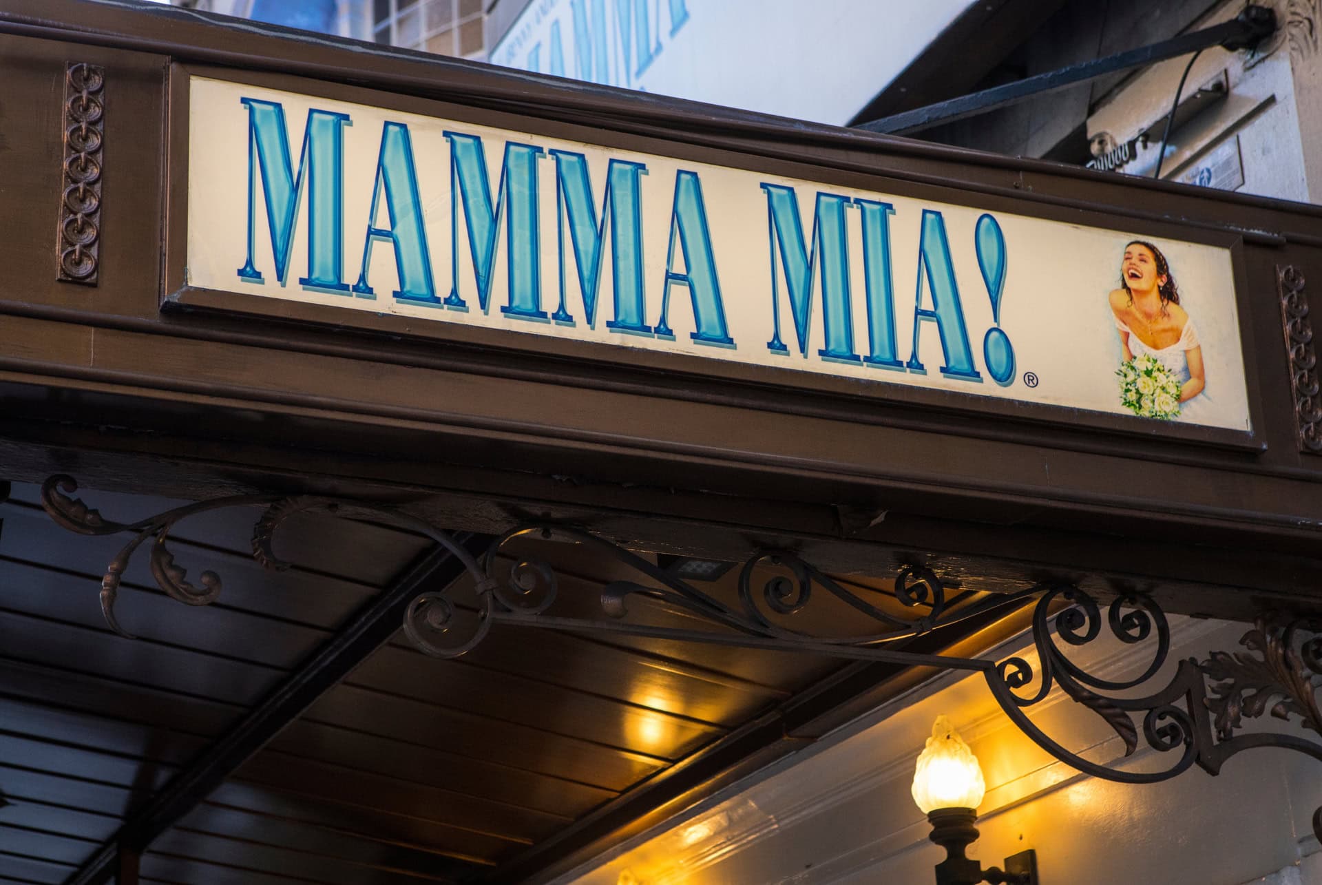 west end mamma mia west end mamma mia