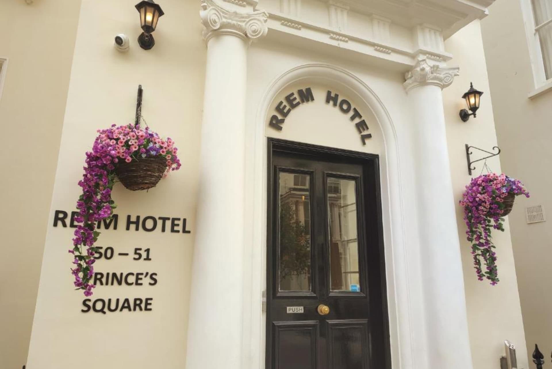reem hotel ou dormir a notting hill reem hotel ou dormir a notting hill