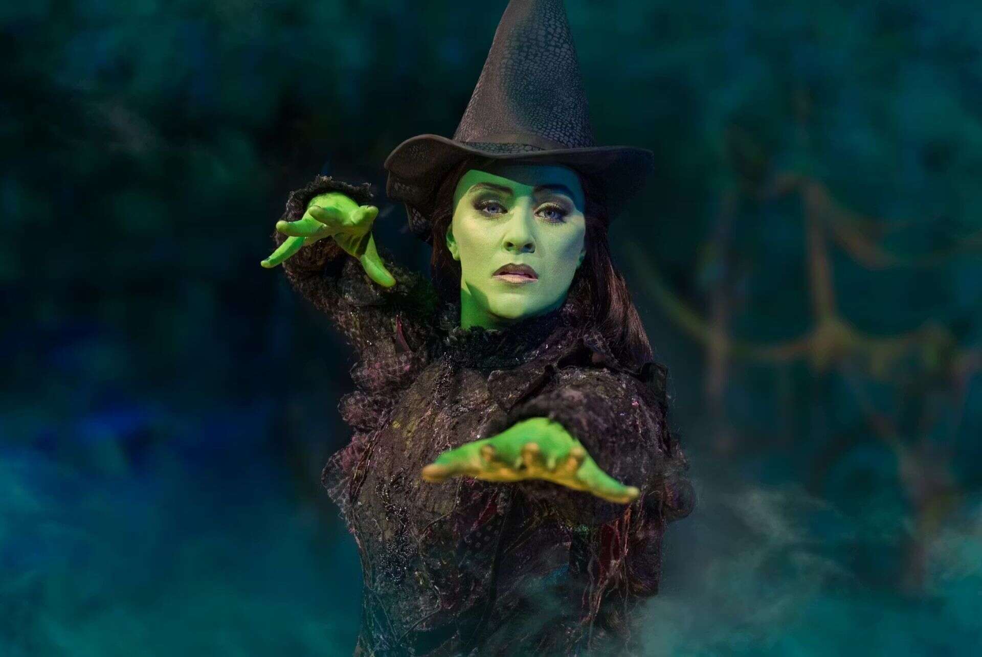 comedie musicale wicked londres elphaba comedie musicale wicked londres elphaba