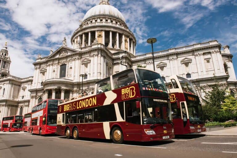 Big Bus Hop-on Hop-off, visite à pied & croisière